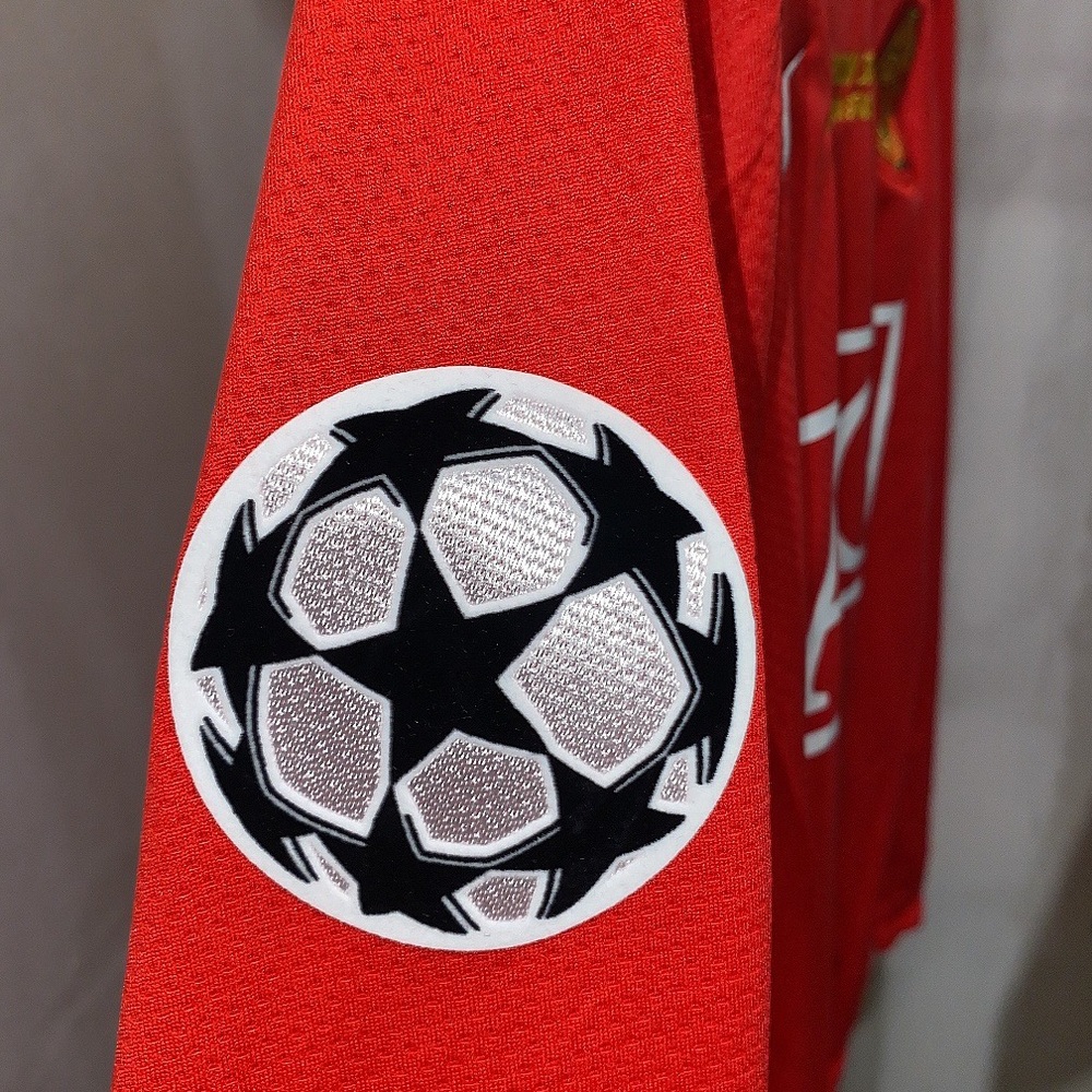 Ronaldo Manchester United 2008 Jersey - Picture 5 of 8